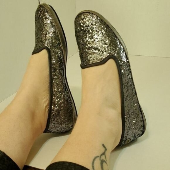 Ugg Flats Slip On Silver Metallic Loafers Leather Sheepskin Women's WOMAN'S 6 - Picture 15 of 16